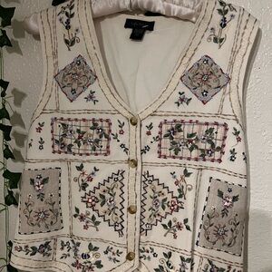 Embroidered Floral Vest l